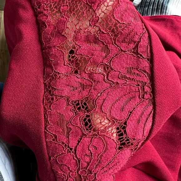 NWT Lulus Kiska Burgundy Lace Wide Leg Jumpsuit S - Picture 9 of 12